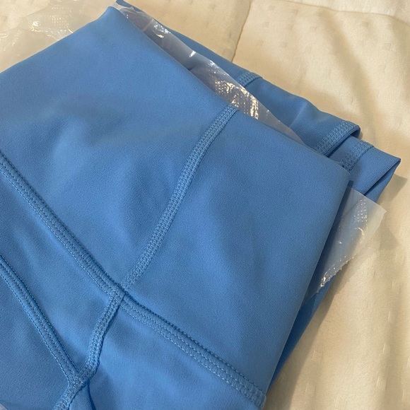 Fabletics high waisted oasis leggings - Picture 4 of 5